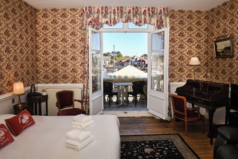 Superior Room, Harbor View | Individually decorated, individually furnished, soundproofing