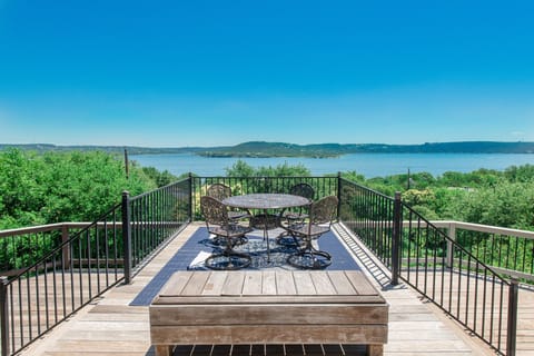 Enjoy your coffee on your own deck while soaking in these beautiful views!