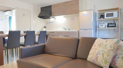 Comfort Villa C, Non Smoking | Living area | Flat-screen TV