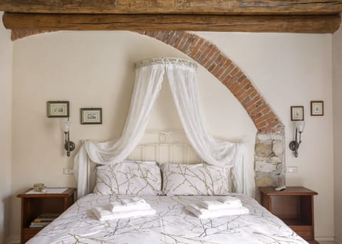 Superior Suite | 1 bedroom, hypo-allergenic bedding, down comforters, pillowtop beds