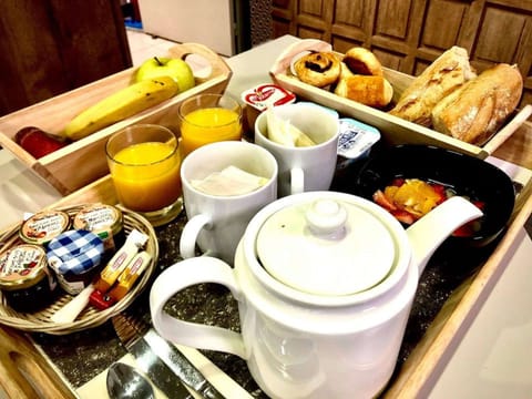 Daily buffet breakfast (EUR 16 per person)