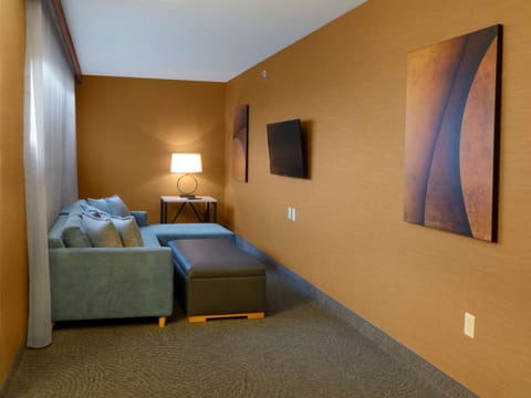 Junior Suite, 2 Queen Beds | Premium bedding, in-room safe, iron/ironing board, free WiFi