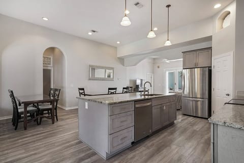 Southern Jewel - Crystal Beach Vacation Rental House with Private Pool and Near Beach in Destin, FL - Five Star Properties Destin/30A