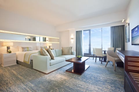 Minibar, in-room safe, desk, laptop workspace