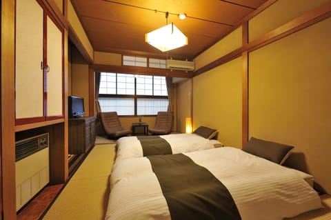 Japanese-Western Style Room, Private Bath | In-room safe, iron/ironing board, free WiFi, bed sheets
