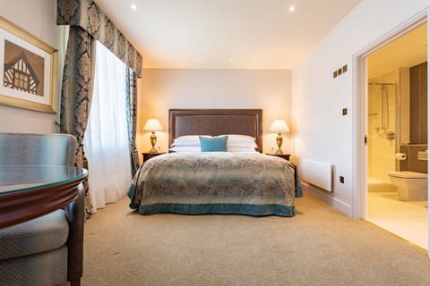 Suite (SHAKESPEARE SUITE) | 1 bedroom, in-room safe, desk, free WiFi