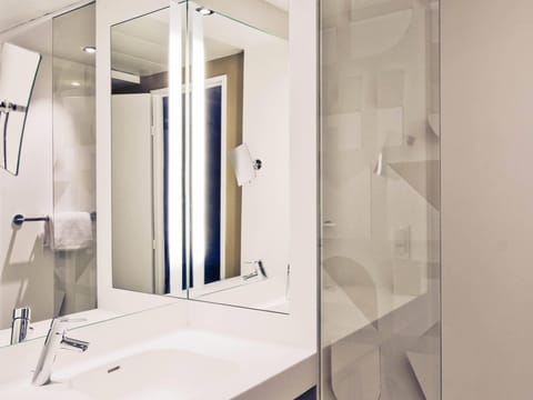 Minibar, in-room safe, blackout drapes, soundproofing