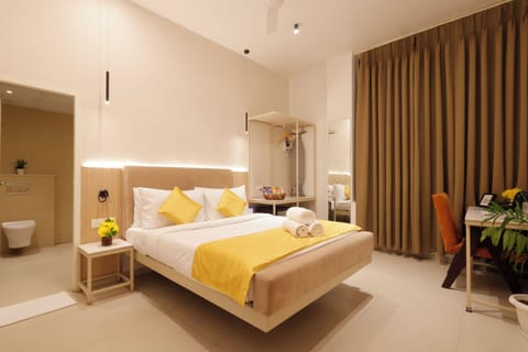 Executive Room | 1 bedroom, premium bedding, in-room safe, individually decorated