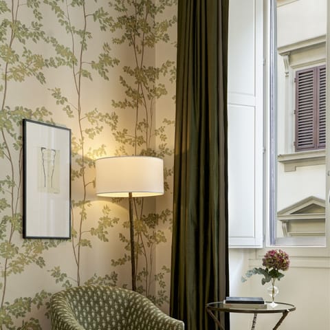 Premium Room | Premium bedding, down comforters, pillowtop beds, minibar