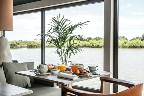 Daily buffet breakfast (EUR 21 per person)