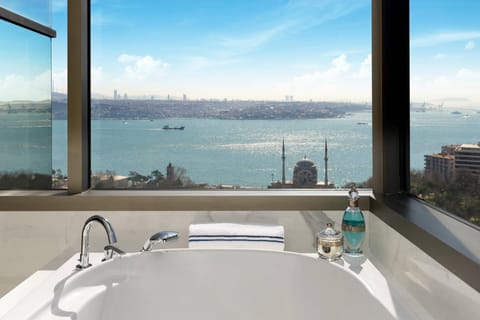 The Ritz Carlton Suite with Spa Bath and Bosphorus View - Club Lounge Access | Egyptian cotton sheets, premium bedding, down comforters