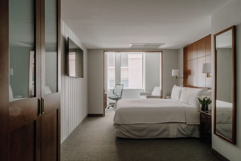 Suite, 1 Queen Bed, Kitchenette | Premium bedding, in-room safe, desk, laptop workspace