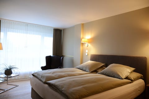 Double Room (Lifestyle) | Bathroom | Shower, rainfall showerhead, free toiletries, hair dryer