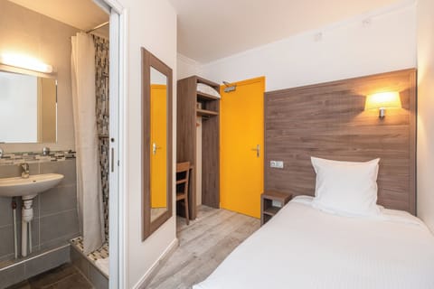 Standard Single Room | In-room safe, free WiFi, bed sheets