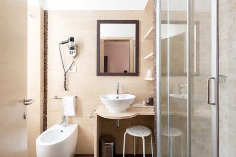 Superior Double Room, Balcony | Bathroom | Shower, rainfall showerhead, designer toiletries, hair dryer