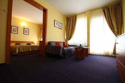 Basic Double or Twin Room, Balcony | In-room safe, desk, free WiFi, bed sheets