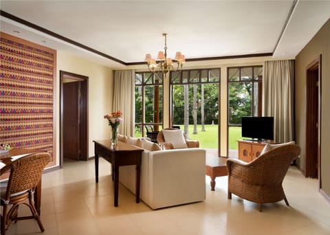 Family Suite, 2 Bedrooms, Kitchen | Living room | 36-inch LCD TV with cable channels, TV