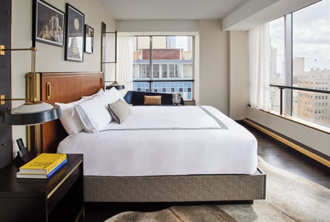 Deluxe Suite, Corner | Egyptian cotton sheets, premium bedding, down comforters, pillowtop beds