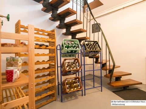 Shelf, Wood, Building, Shelving, Stairs, Floor, Hardwood, House, Flooring, Wood Stain