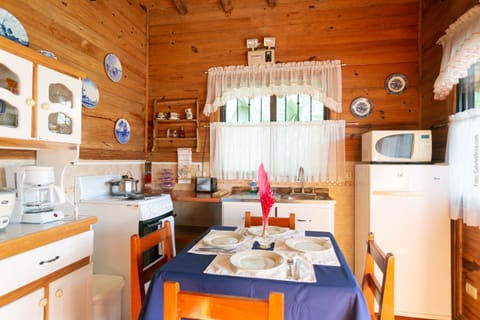 Deluxe Cabin, Terrace, Garden Area | Private kitchen | Fridge, microwave, oven, electric kettle