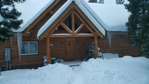 Front entrance winter time ❄️ 