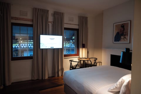 W2 - Terrace Room | Free minibar, in-room safe, individually decorated