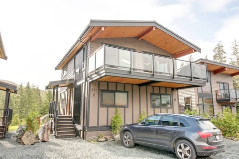 Shore 2 Please unit 231B - lower level 1 bdrm