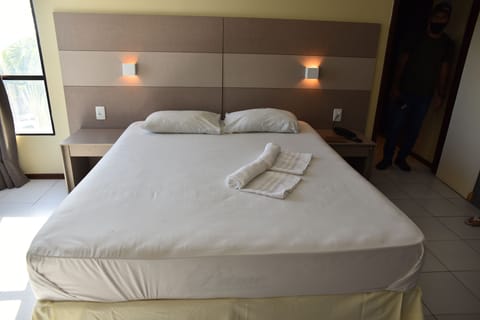 Standard Double Room | Desk, free WiFi, bed sheets