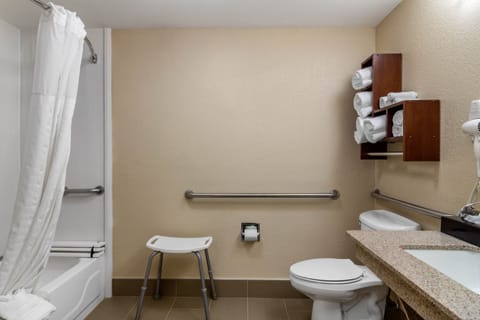 Room, 1 King Bed, Accessible, Non Smoking (Accessible Tub) | Bathroom | Combined shower/tub, free toiletries, hair dryer, towels