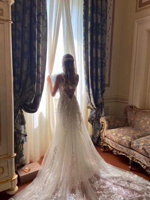 Royal Suite, 1 King Bed, Pool View | Minibar, in-room safe, individually decorated, individually furnished