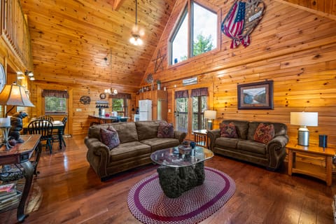 Open floor plan - View from stairs