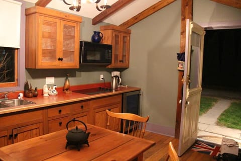 Cottage | Private kitchen | Mini-fridge