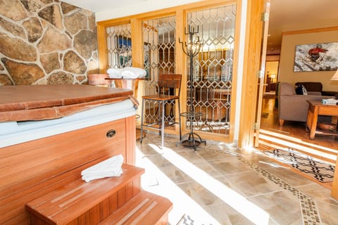 Condo, 3 Bedrooms | Individually decorated, individually furnished, iron/ironing board