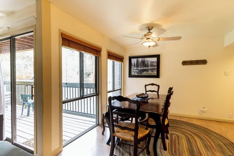 Apartment (2 Bedrooms) | Exterior