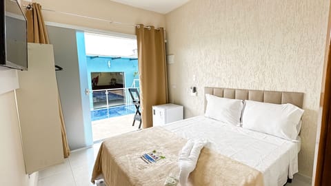 Deluxe Double Room | Egyptian cotton sheets, premium bedding, laptop workspace