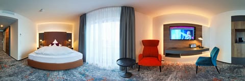 Comfort Room | Premium bedding, down comforters, minibar, in-room safe