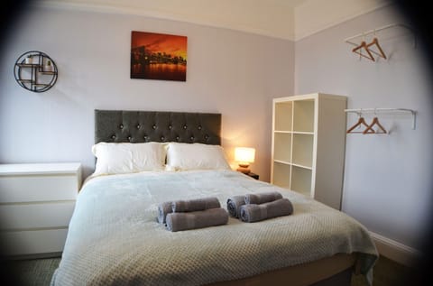 Double Room | Free WiFi, bed sheets