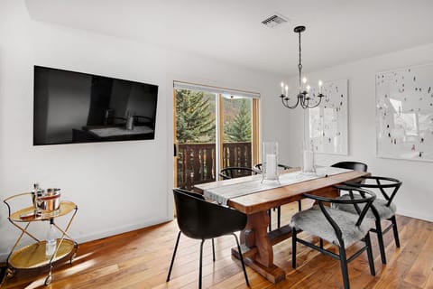 2109-Chamonix-B-Web_06