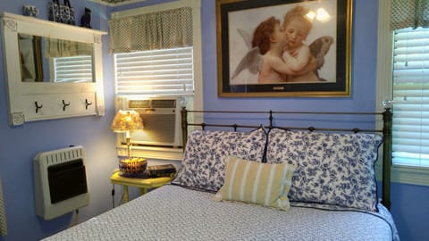 Silent Springs Suite | Pillowtop beds, individually decorated, individually furnished