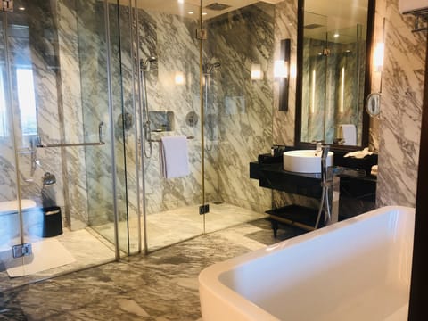 Suite | Bathroom | Separate tub and shower, deep soaking tub, rainfall showerhead