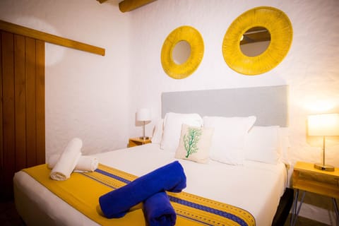 Standard Quadruple Room | Free WiFi, bed sheets