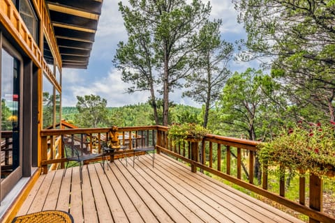 Cabin, Multiple Beds, Hot Tub, Mountain View | Property grounds