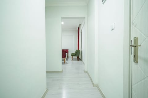 Quadruple Room | Bathroom | Shower, towels