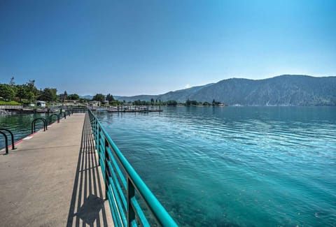 Manson Bay Park located across the street