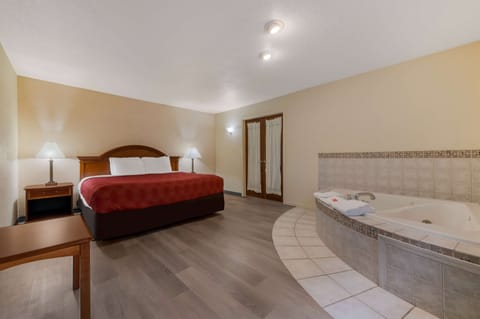 Suite, 1 King Bed, Non Smoking | Pillowtop beds, desk, blackout drapes, free WiFi