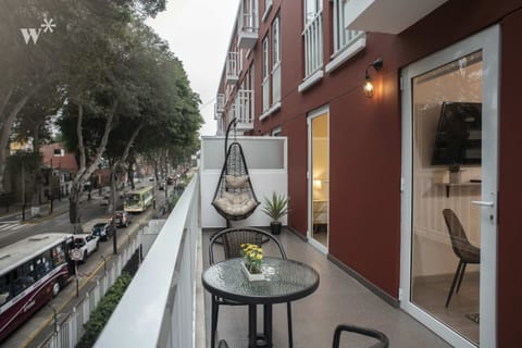 Apartment, 1 Queen Bed, Private Bathroom | Terrace/patio
