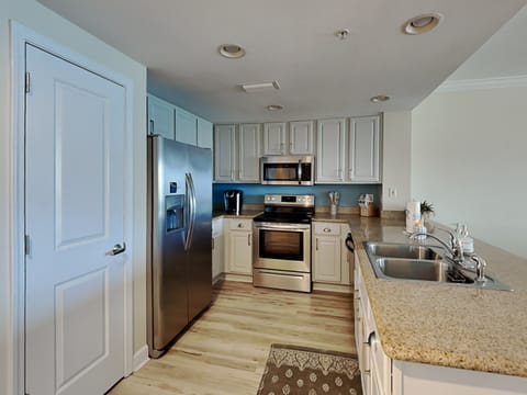 Condo, Multiple Beds, Balcony, Ocean View (#403 - No Pets Allowed) | Private kitchen | Fridge, microwave, oven, stovetop