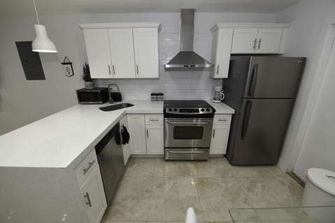 Fully equipped kitchen with all the necessities that will make you feel at home!