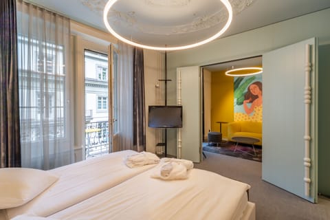 BOUTIQUE Pilatus Suite | Hypo-allergenic bedding, minibar, in-room safe, individually decorated