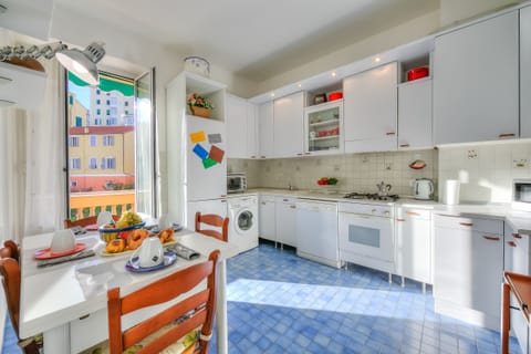 Kitchen and dining area